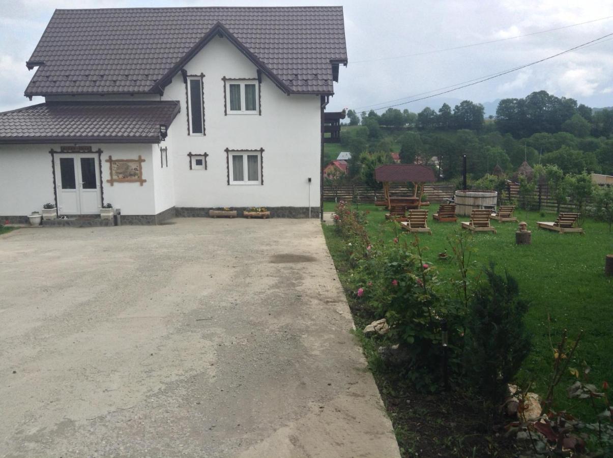 Elder Villa Bran  Eksteriør bilde